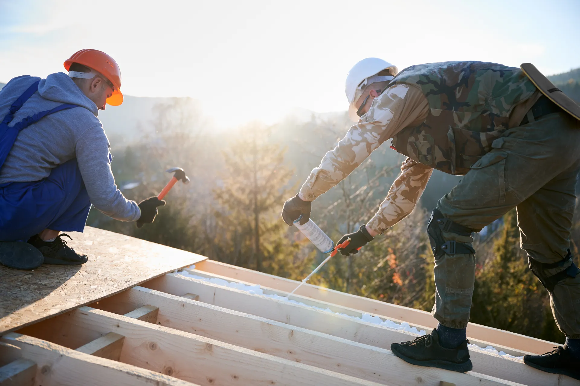 roofers-working-on-a-wooden-structure-in-sunlight-2026-03-17-01-40-14-utc.webp